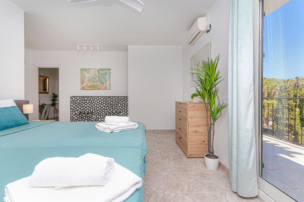 Presidential Suite Villamartin Plaza Av Brisas 67 Alicante Bagian luar foto