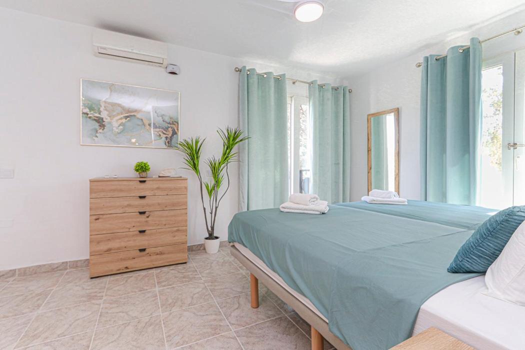 Presidential Suite Villamartin Plaza Av Brisas 67 Alicante Bagian luar foto