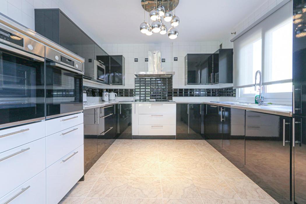 Presidential Suite Villamartin Plaza Av Brisas 67 Alicante Bagian luar foto