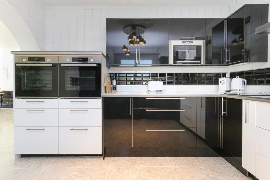 Presidential Suite Villamartin Plaza Av Brisas 67 Alicante Bagian luar foto