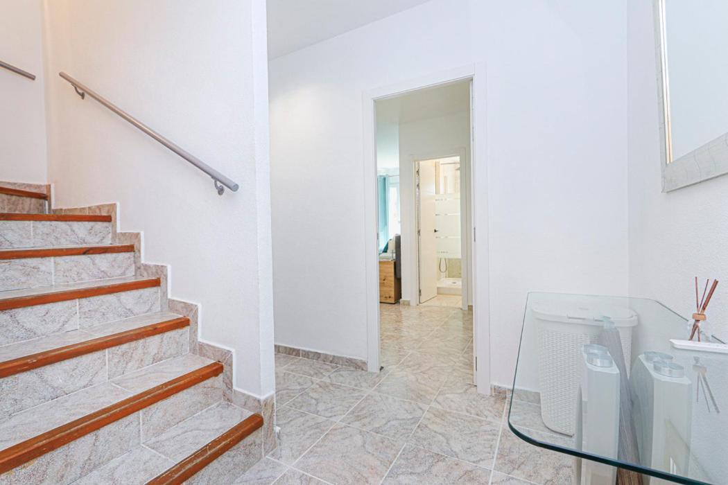 Presidential Suite Villamartin Plaza Av Brisas 67 Alicante Bagian luar foto