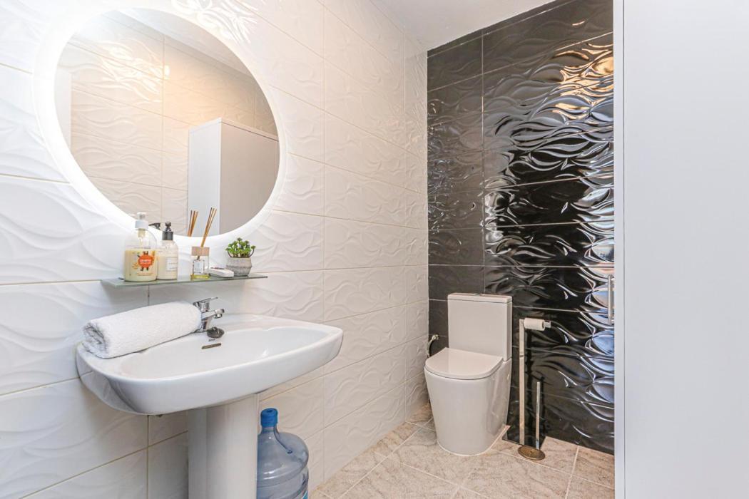 Presidential Suite Villamartin Plaza Av Brisas 67 Alicante Bagian luar foto